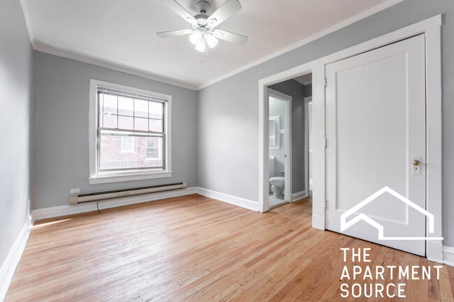 Photo - 3271 W Wrightwood Ave Unit 2O