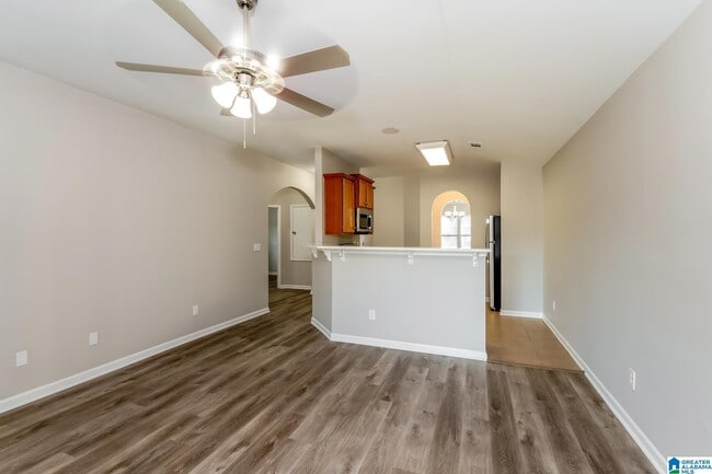 Photo - 215 Morning Mist Ln