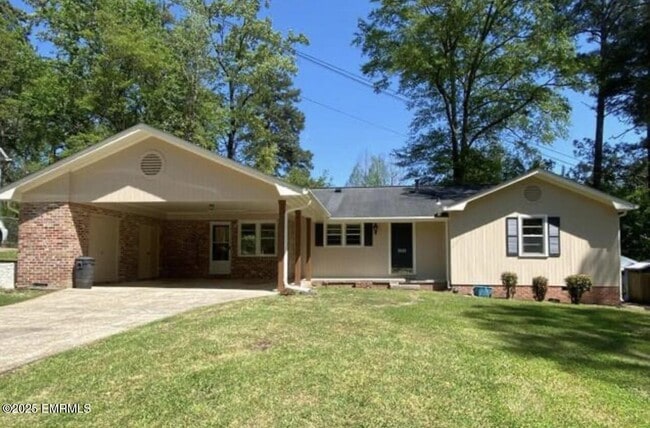 Building Photo - 3620 24th Ave