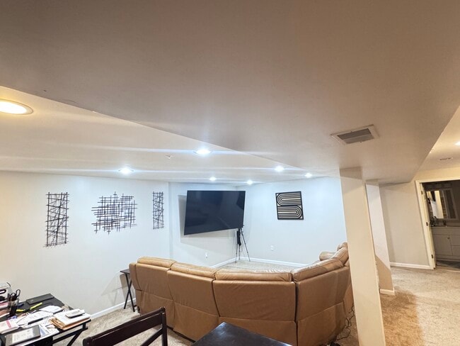 Photo - 6402 Barnwood Dr
