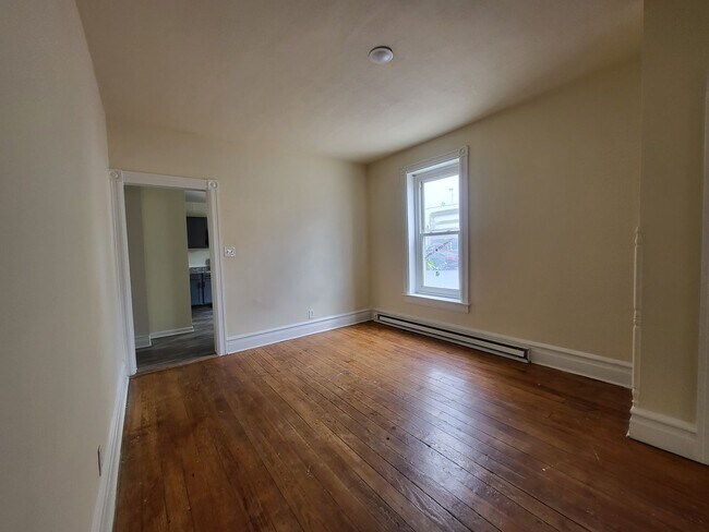 Photo - 23 N Poplar St Unidad Apt 1