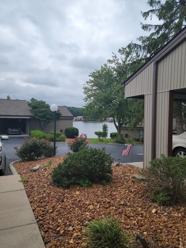 Photo - 36 Lakeshore Terrace