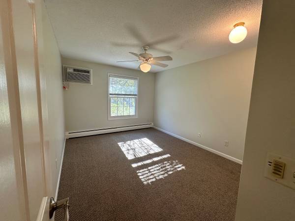 Photo - 942 Westbrooke Way Unit 1