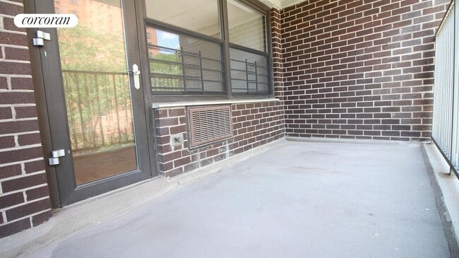 Photo - 621 Amsterdam Ave