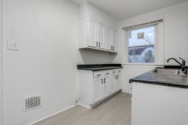 Photo - 9839 Woodside St Unidad A