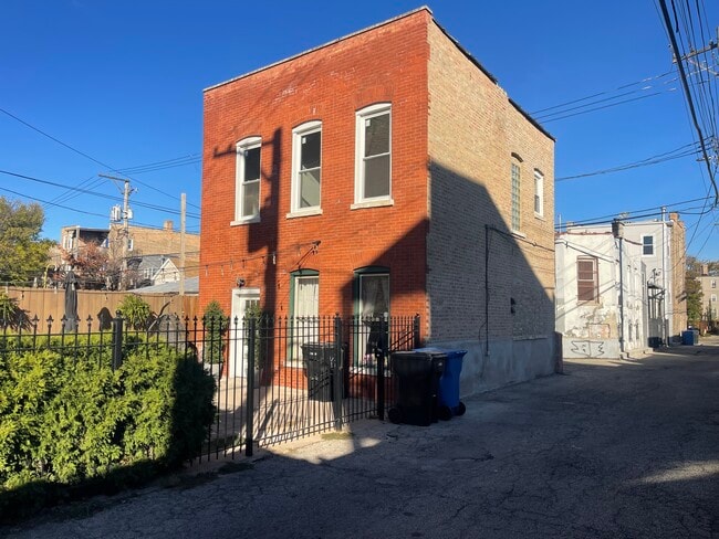 Photo - 3214 W Division St Unidad 2