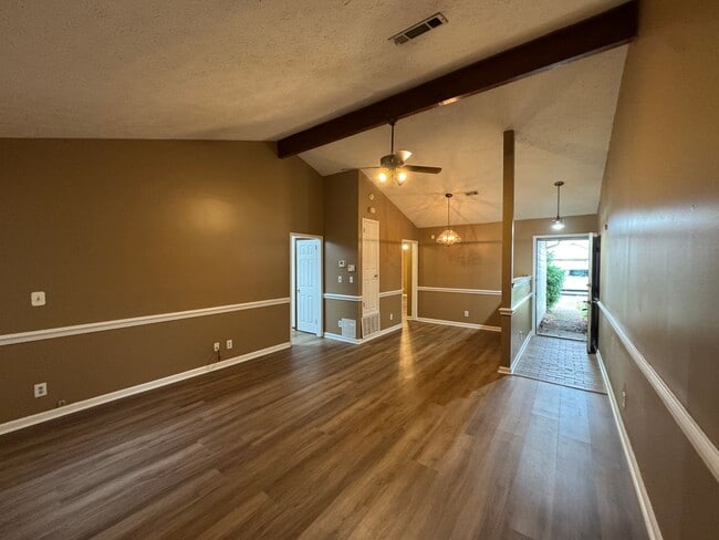 Photo - Attached Single Level 3 bedroom 2 bath