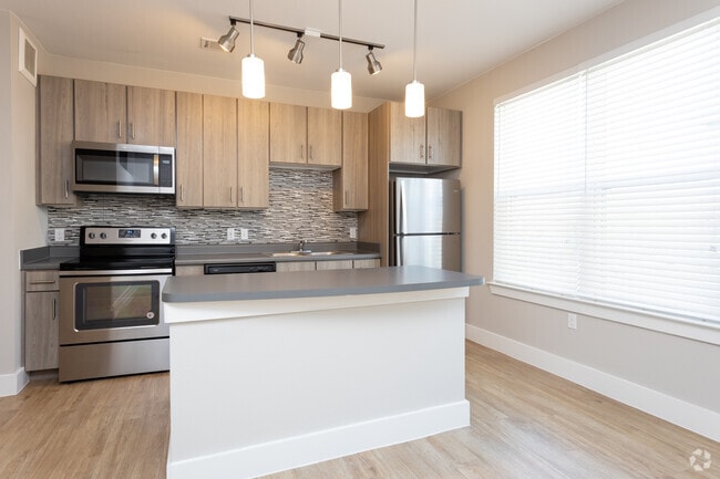 1 habitación, 1 baño - 583 pies cuadrados - The Studio at ThinkEast