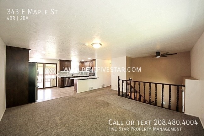Photo - 343 E Maple St