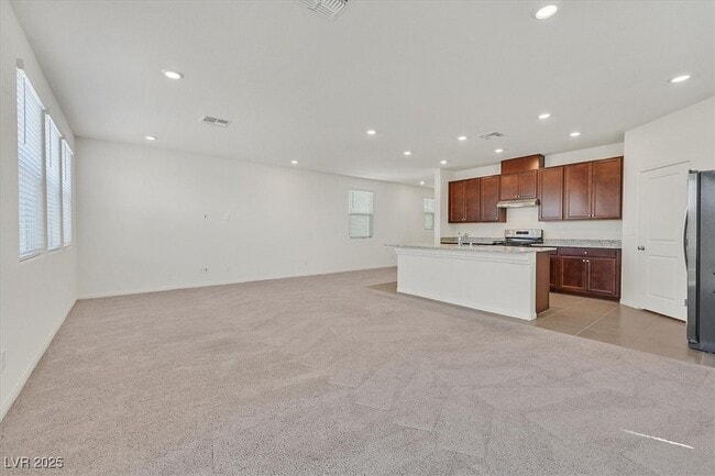 Photo - 7016 Bard Ave