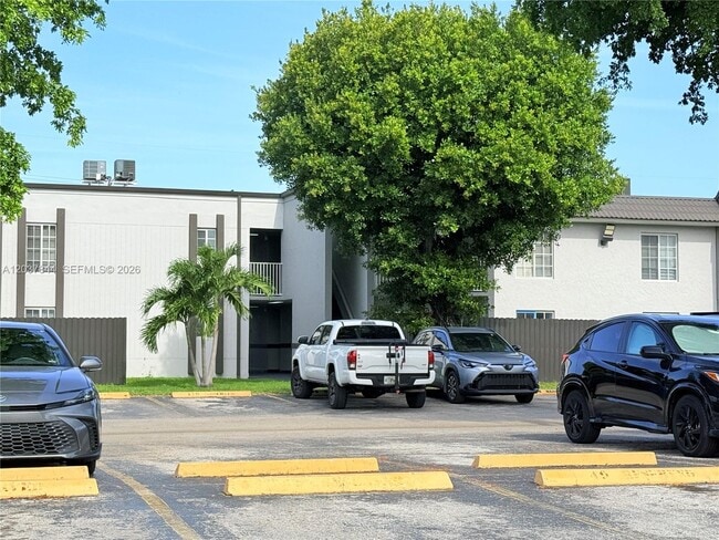Photo - 4910 NW 79th Ave Unit 205