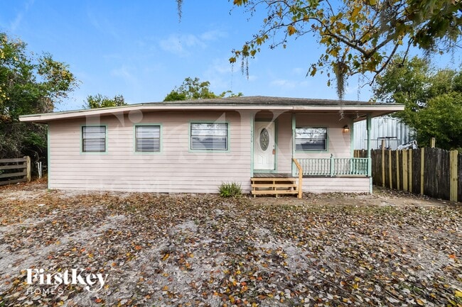 Building Photo - 10070 Harris Ave