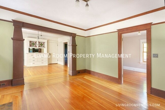 Photo - 5119 NE 27th Ave