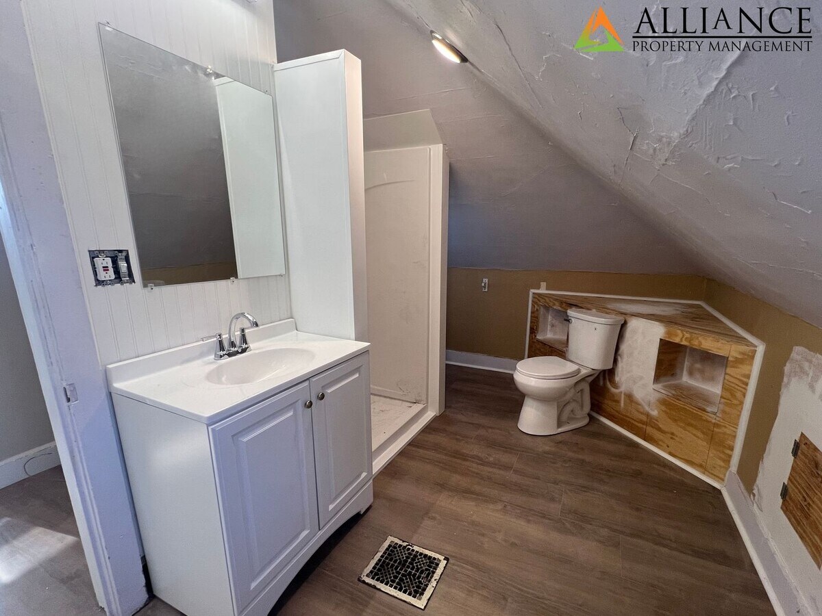 Photo - 909 Leavenworth St Unidad B