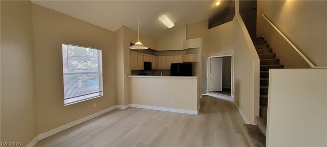 Photo - 5125 W Reno Ave Unidad 2018