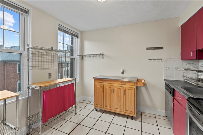 Photo - 100 Lanark Rd Unit 5