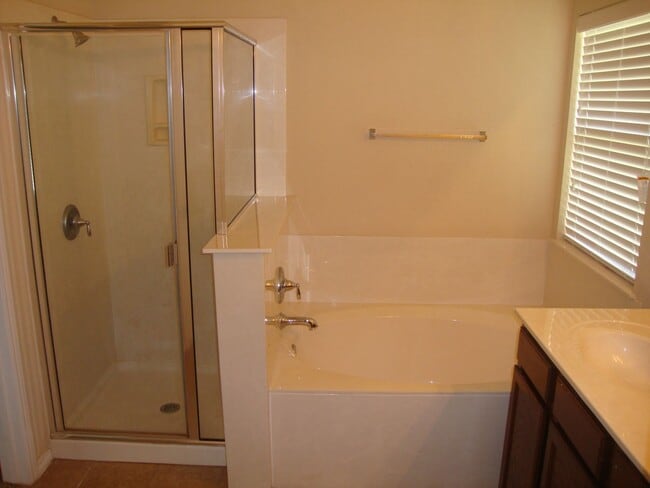 Photo - 2539 Red Fern Dr