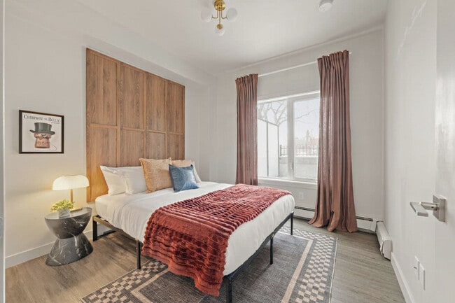 Photo - 10837-10883 83 Ave NW Unit SI ID1512421P