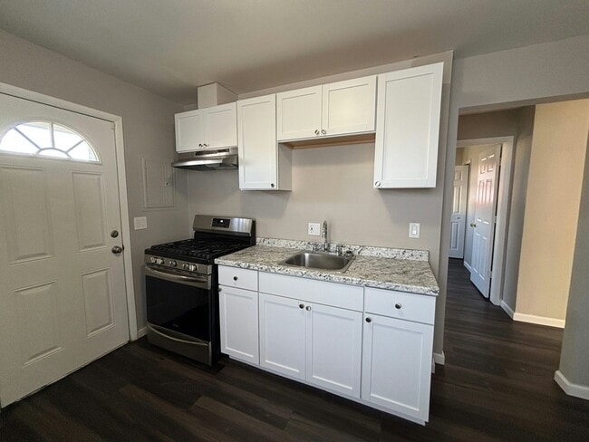 Photo - 11235 Sherman Ave