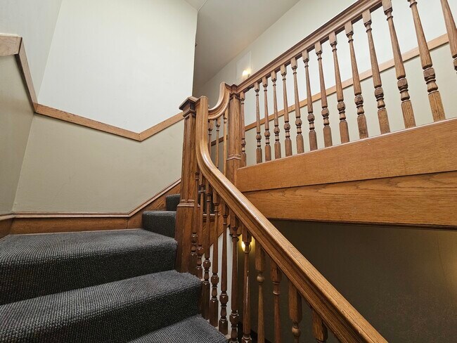 Photo - 3800 N Wilton Ave Unit 3S