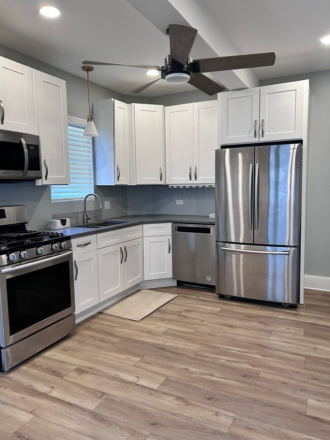 Photo - Beautiful 3-Bedroom / 2-Bathroom home available in Aurora