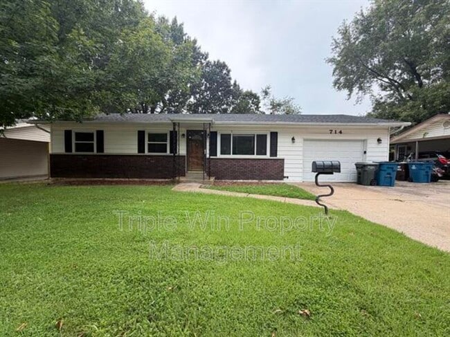 Photo - 714 Undercliff Dr