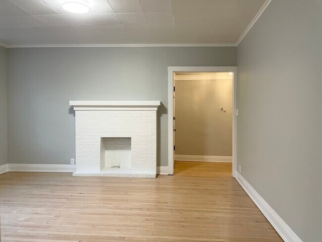 Photo - 7077 N Ridge Blvd