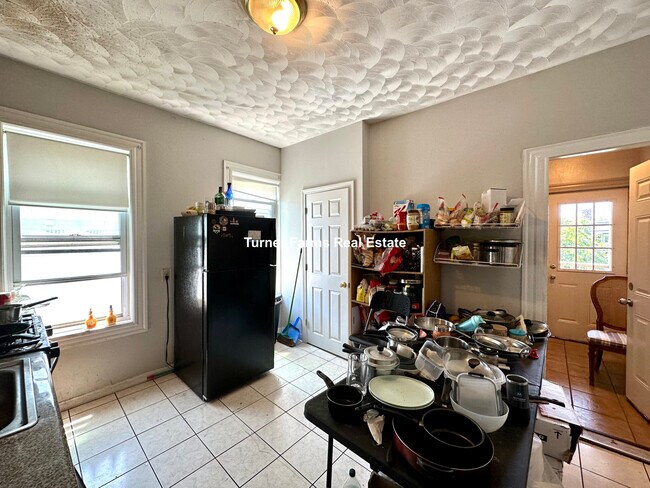 Photo - 157 E Cottage St Unidad 3