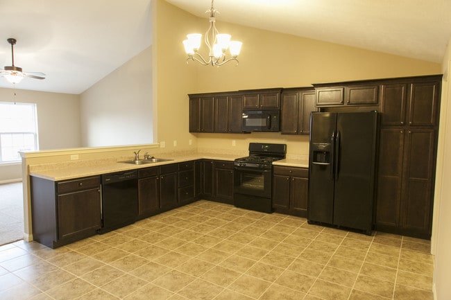 Building Photo - 3612 Chardonnay Ct Unit 0