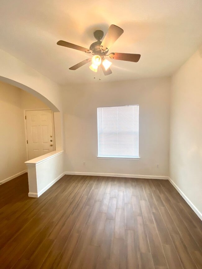 Photo - 804 N Creek Blvd Casa