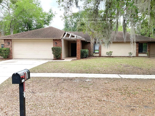 Building Photo - 8228 Lost Lake Dr