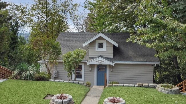 Photo - 3819 21st Ave SW