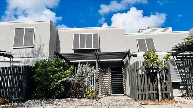 Building Photo - 1666 NW 113th Way Rental