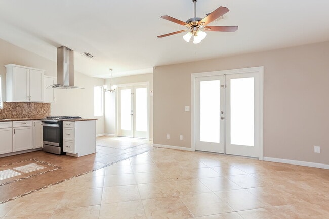 Photo - 3927 Blue Coral Dr