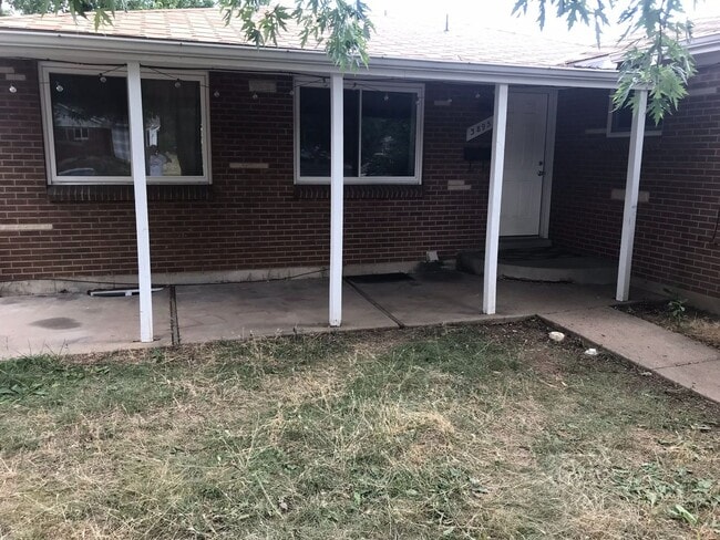 Building Photo - House for August Prelease with Easy Access to CU