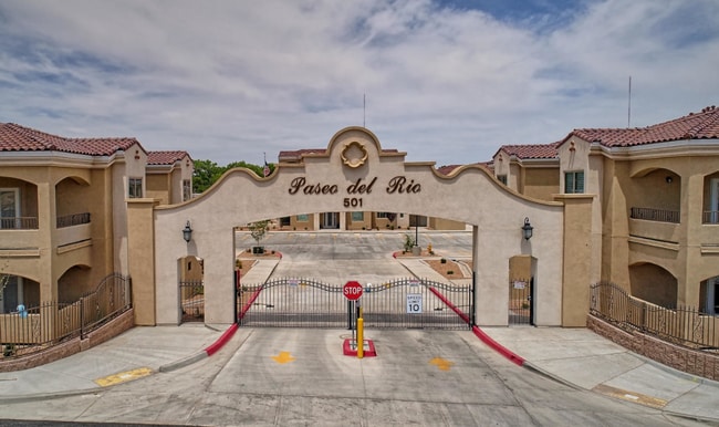 Building Photo - Paseo del Rio II Rental