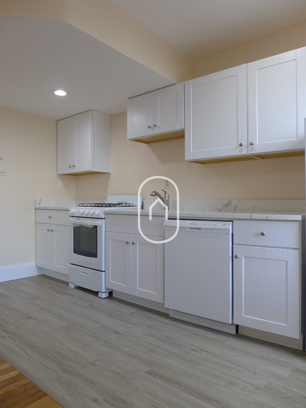 Photo - 44 Delle Ave