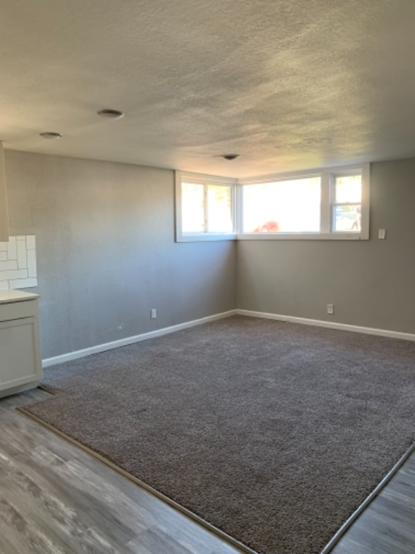 Photo - 227 E 35th St