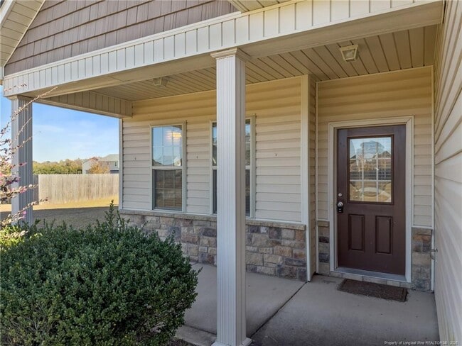 Photo - 20 Farrow Ct