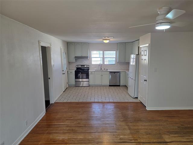 Photo - 3600 Katrine St