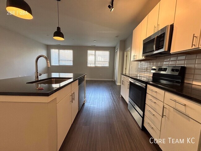 Photo - 2705 McGee Trafficway Unidad Muse - 1302