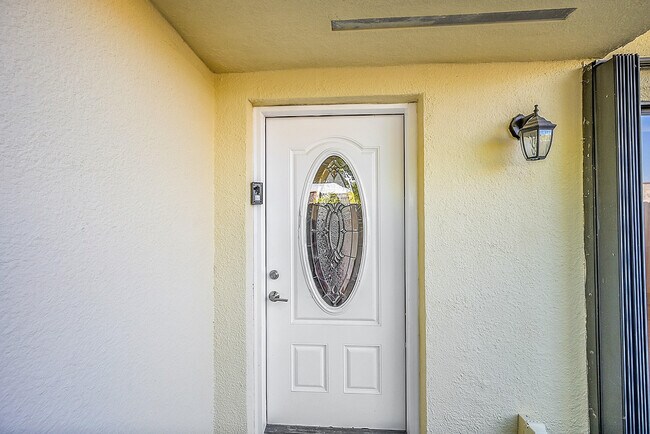 Photo - 128 Lake Arbor Dr