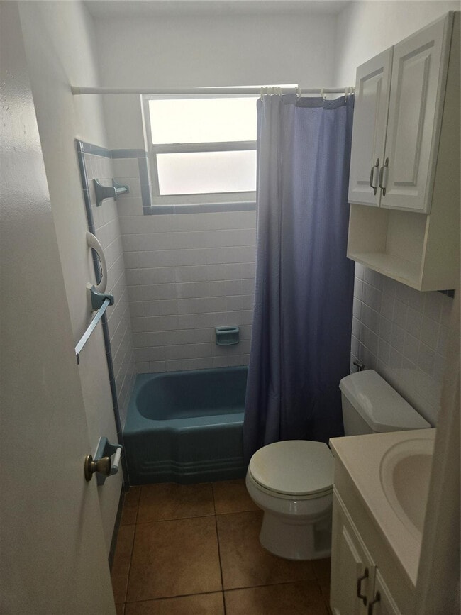 Photo - 1416 NE 5th Ct Unit 3