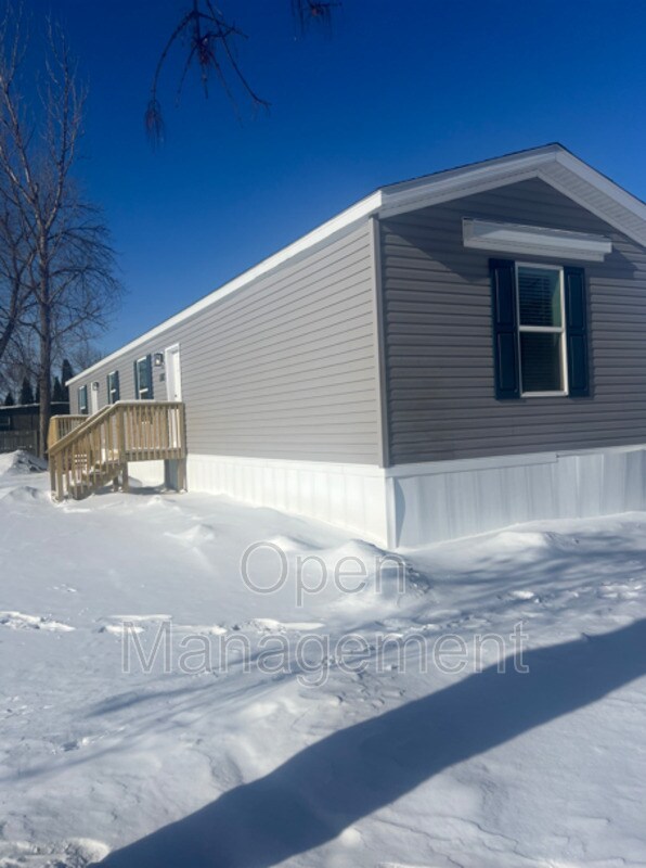 Photo - 825 1st Ave E