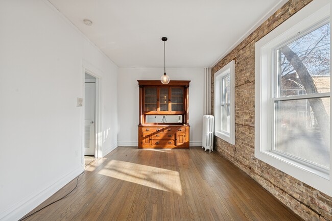 Photo - 3018 W Schubert Ave Unit One