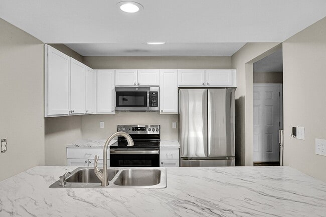 Photo - $1,745.95 - 2 Bed, 2 Bath Townhome in CO Springs with In Unit Laundry and Attached Garage!