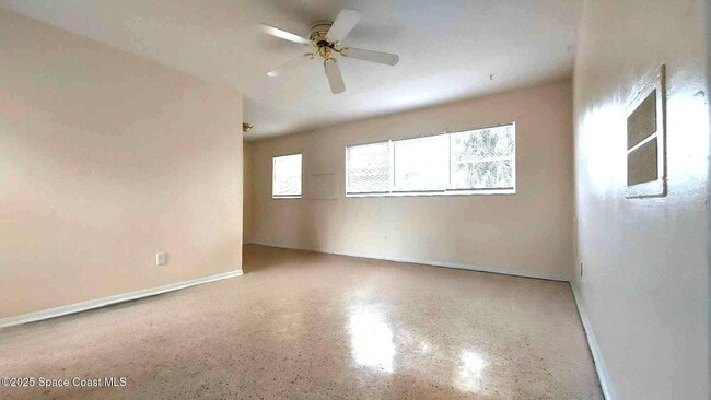 Photo - 1706 Pineda St