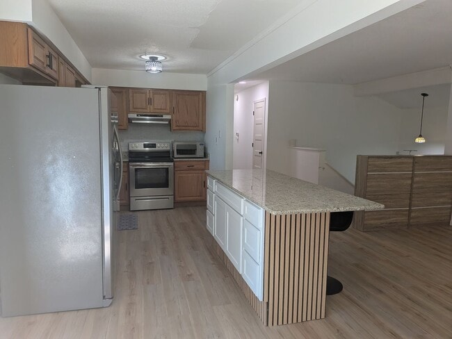 1901 S Trails Terrace