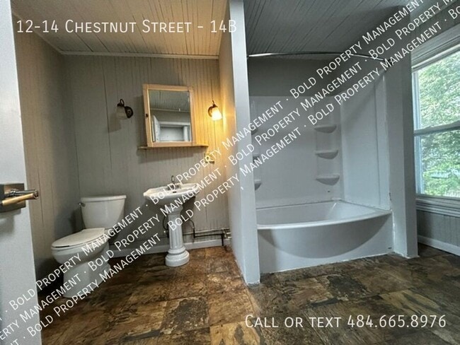Photo - 12-14 Chestnut Street-14B Unidad 14B