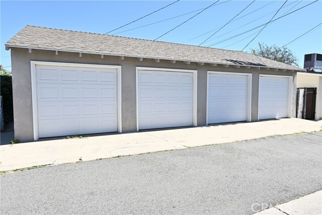 Photo - 17624 Los Alimos St